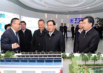 中共中央政治局常委、国务院总理， 时任江苏省委书记李强调查九五至尊VI科技